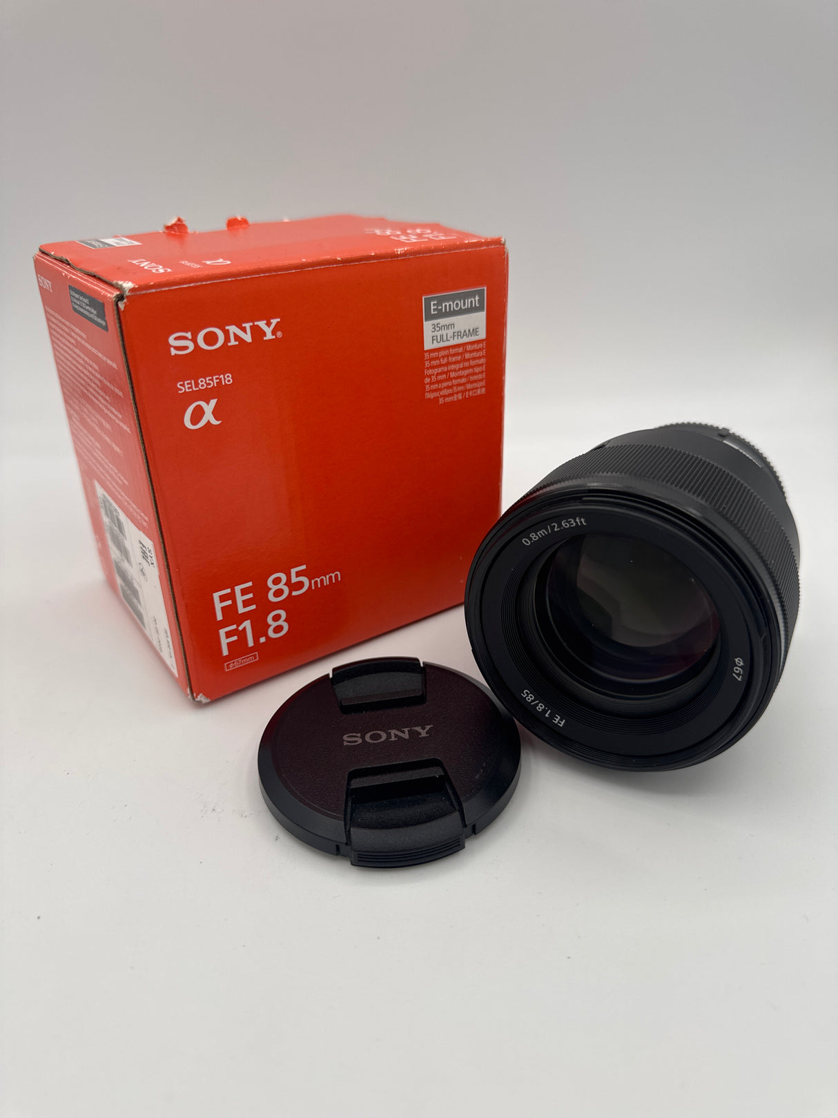 Used Sony FE 85mm f/1.8 Lens