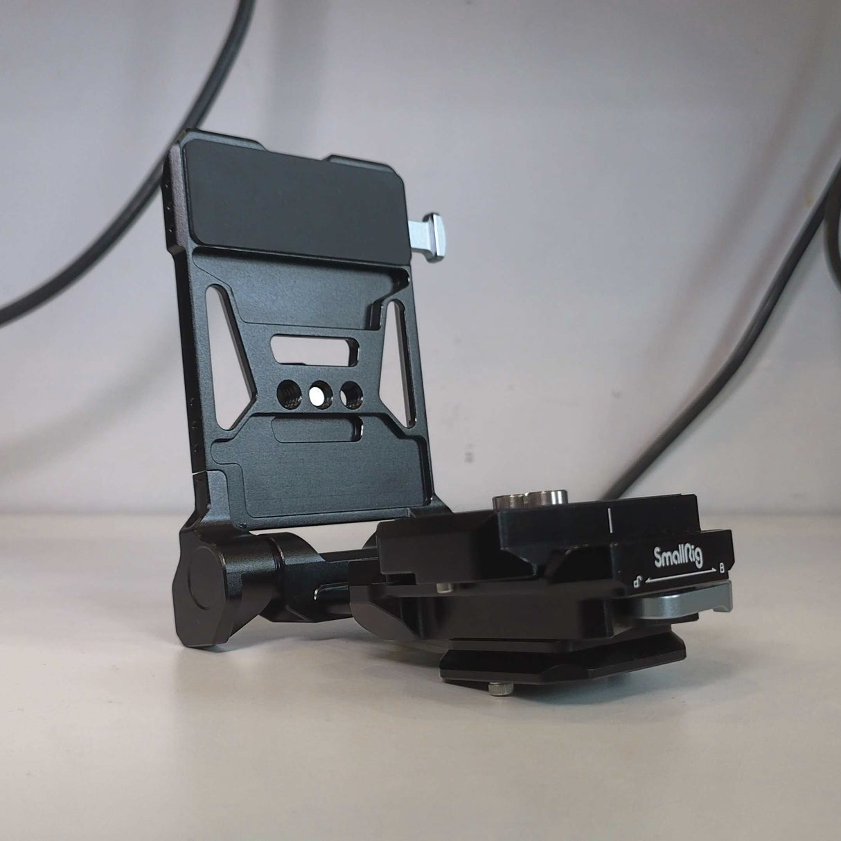Used SmallRig V-Mount Battery Plate