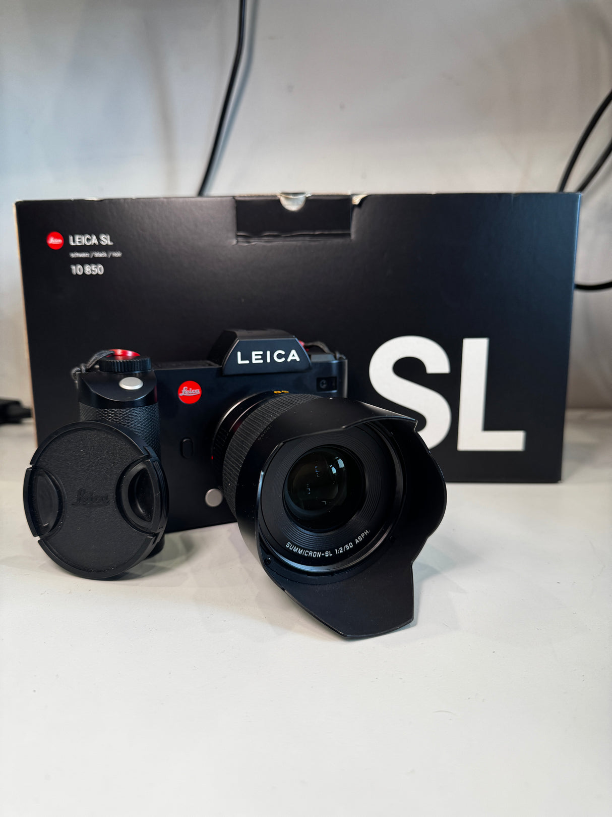 (USED) Leica SL 601 Boxed/Complete with Summicron-SL 50mm F2 ASPH Lens