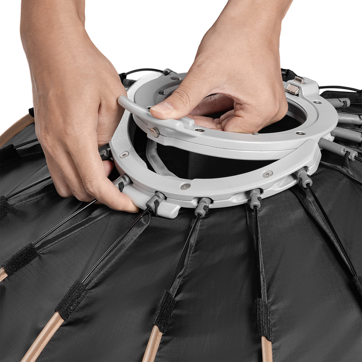 SmallRig FP-60 Quick-Setup Folding Parabolic Softbox