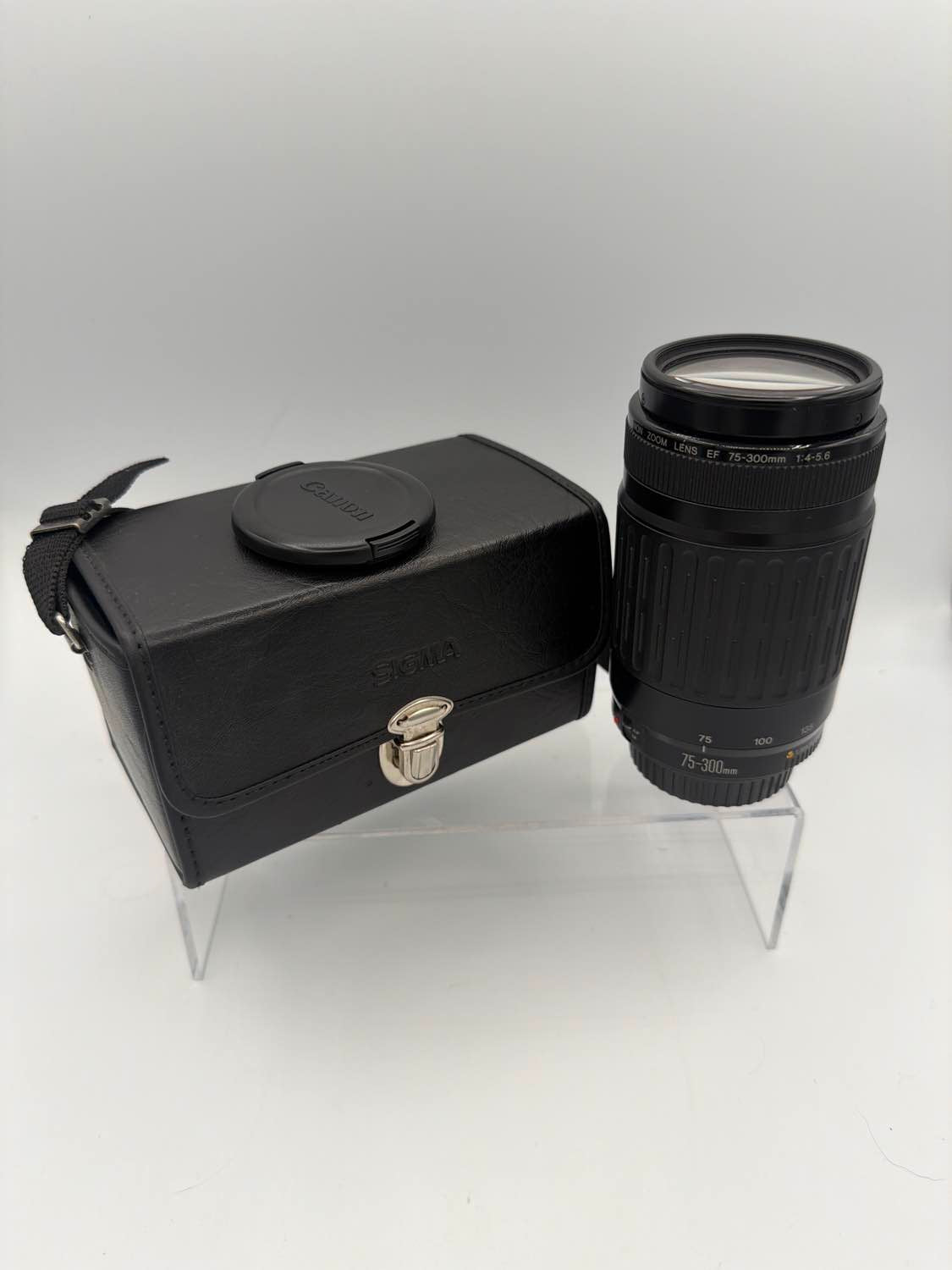 Used Sigma 75-300mm f/4-5.6 EF Lens