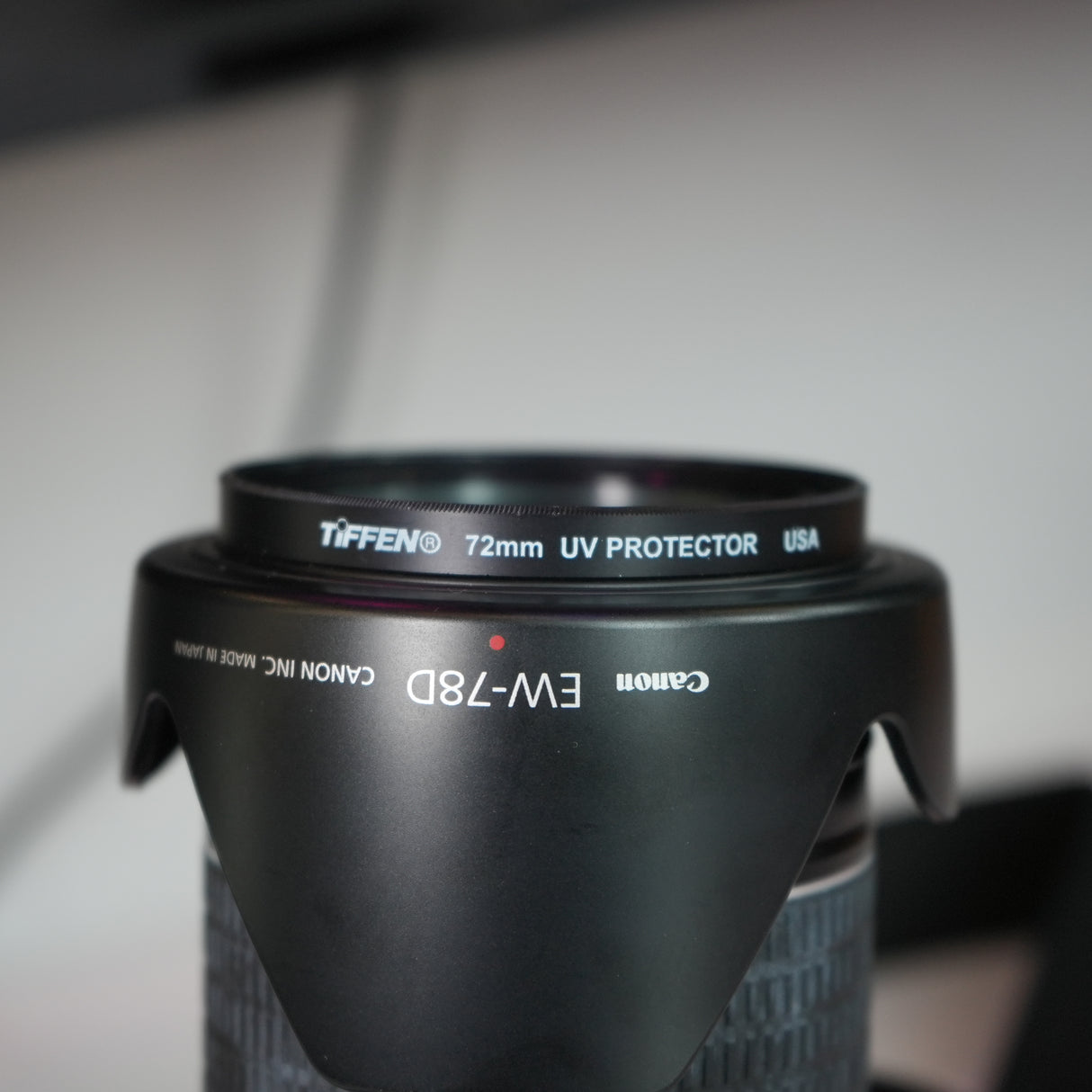 (USED) (UNTESTED) Canon EOS ELAN 7E w/ 28-200mm f/3.5-5.6