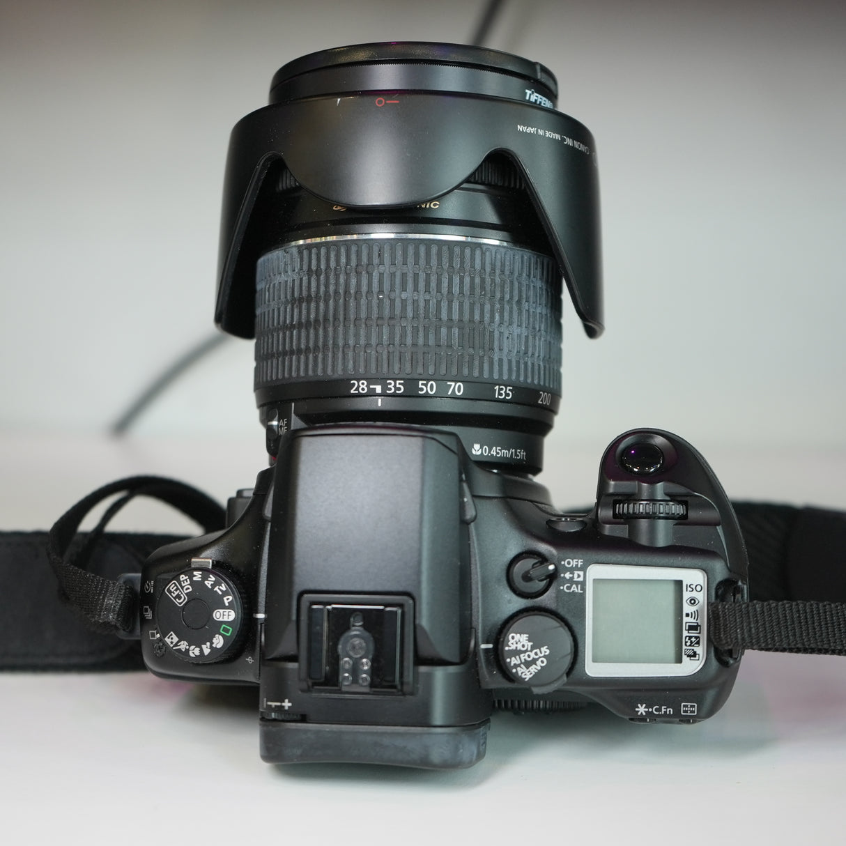 (USED) (UNTESTED) Canon EOS ELAN 7E w/ 28-200mm f/3.5-5.6