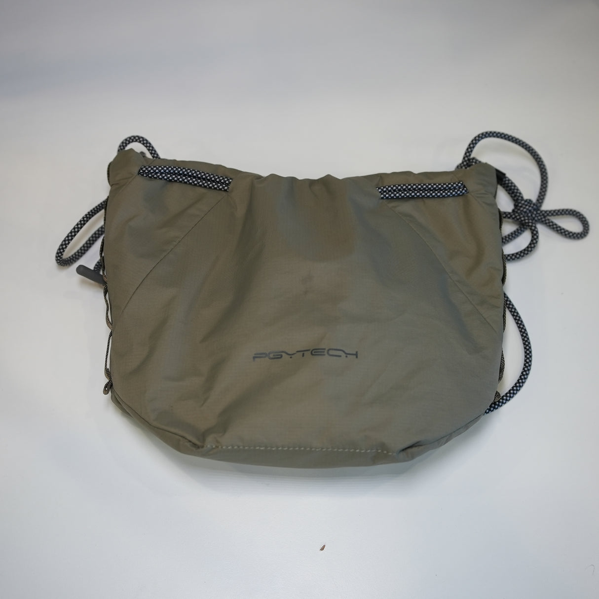 (USED) PGYTech OneGo Drawstring Bag (Forest color)