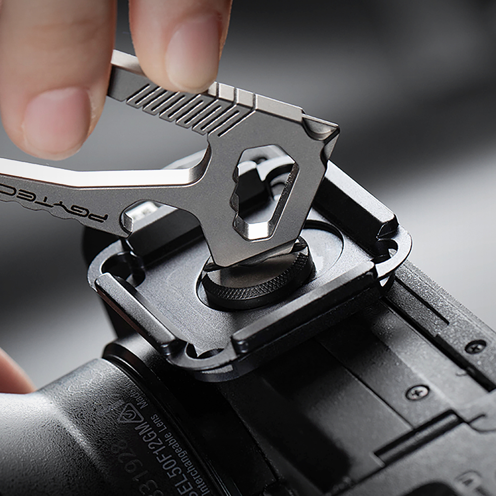 PGYTECH- EDC -Carabiner-hex -wrench