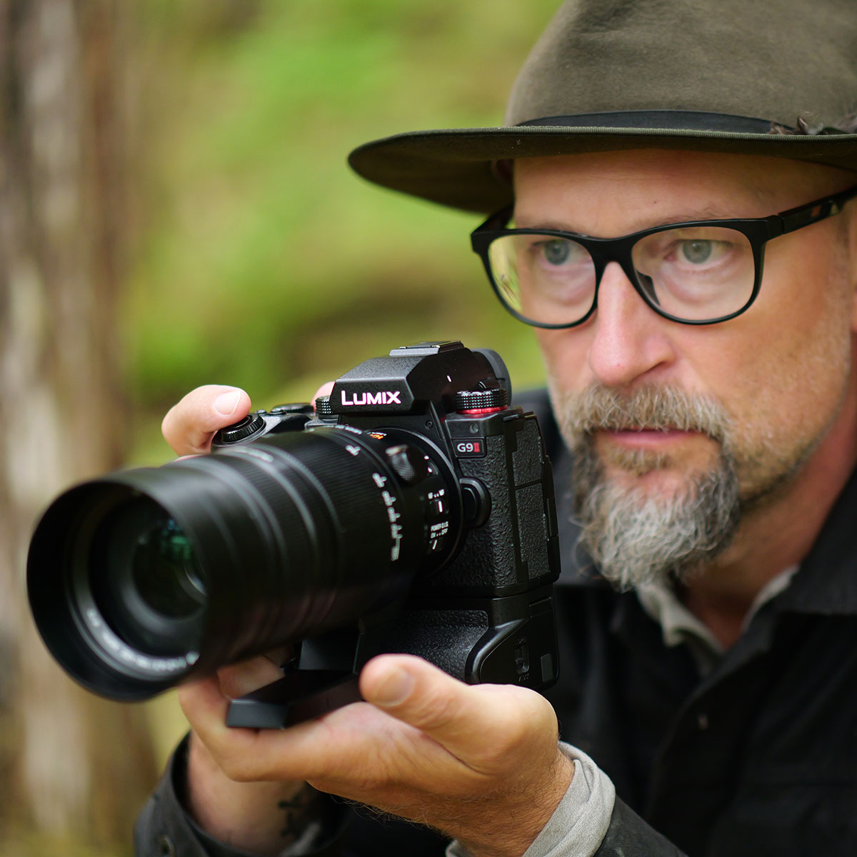 G9II Mirrorless Camera + 12-60mm F3.5-5.6 Lens