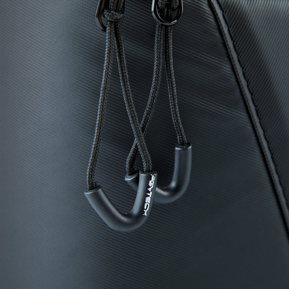 OneMo bag zipper pull tab