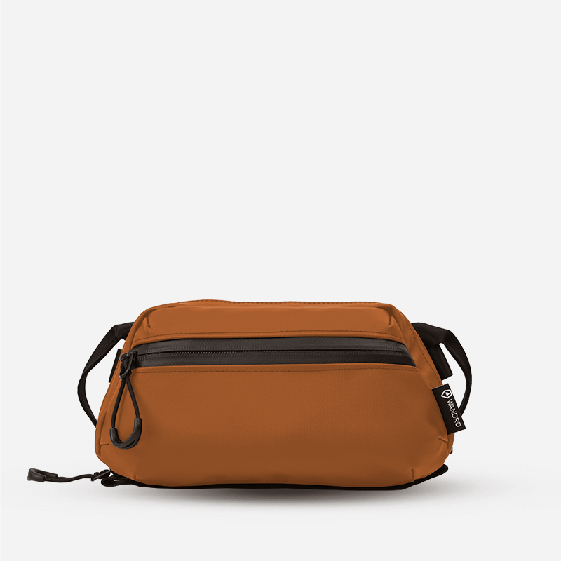 Medium Orange Tech Bag | variant_ids: 39922325061712