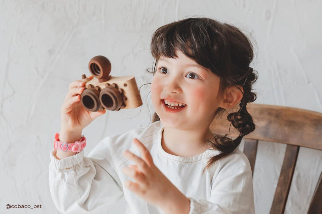 Twinkle Camera - Beechwood Camera Body W/ Walnut Lens