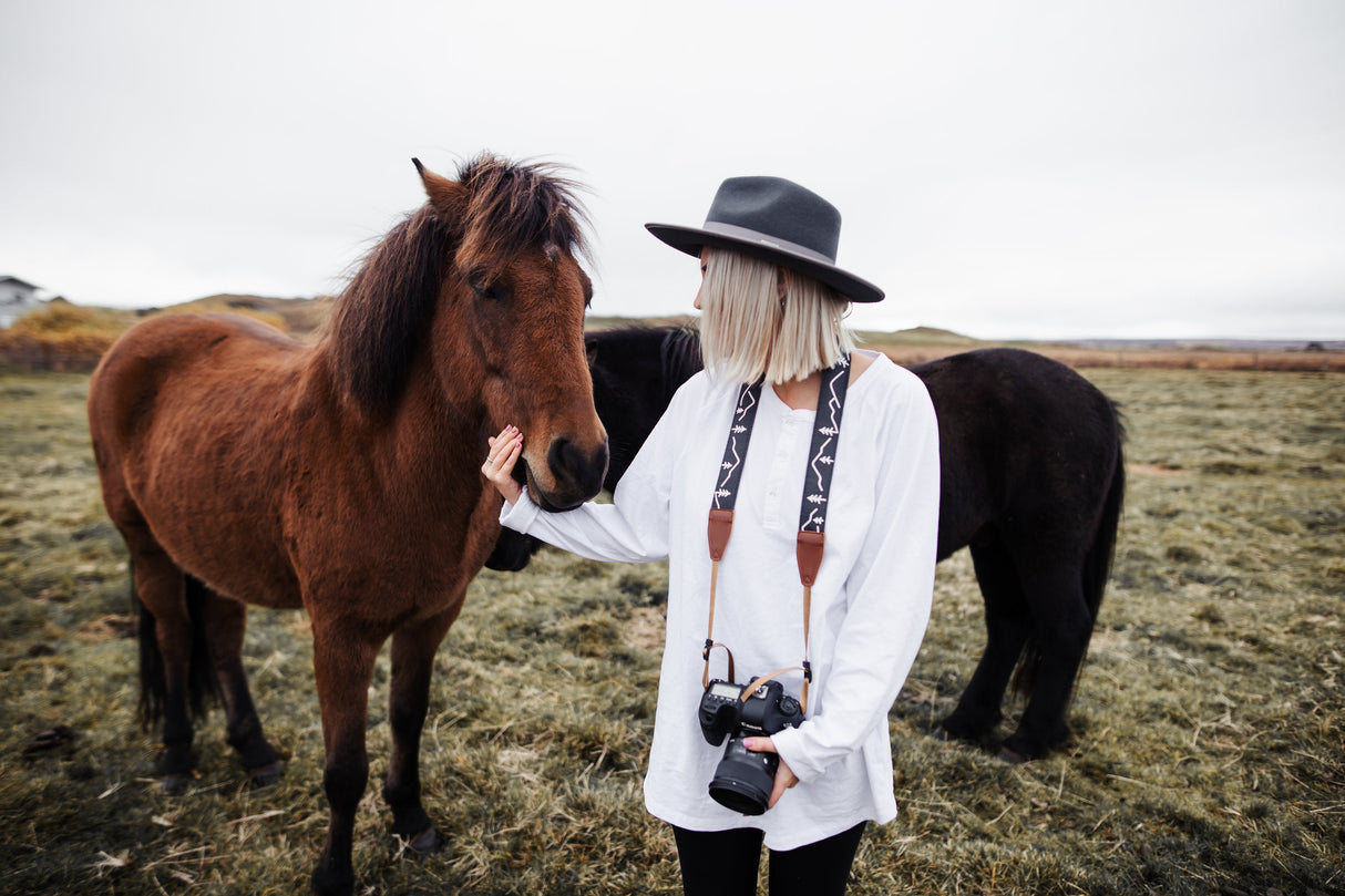 Simple Mountain Design Camera Strap