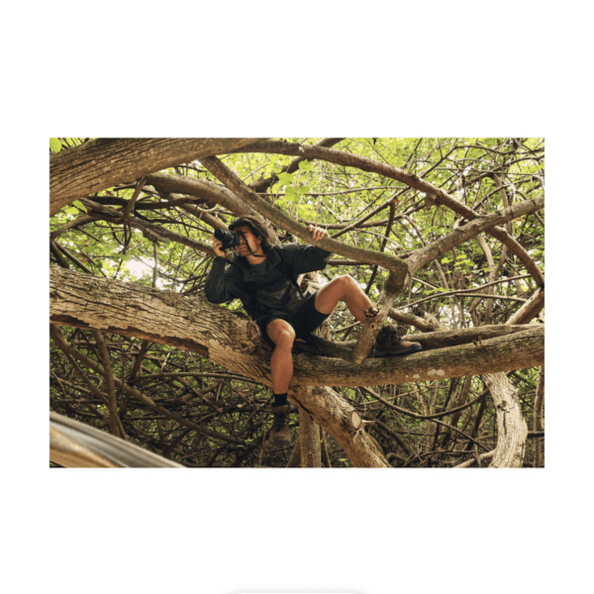 Canon EOS R7 Mirrorless Digital Camera with 18-150mm f/3.5-6.3 IS STM Lens