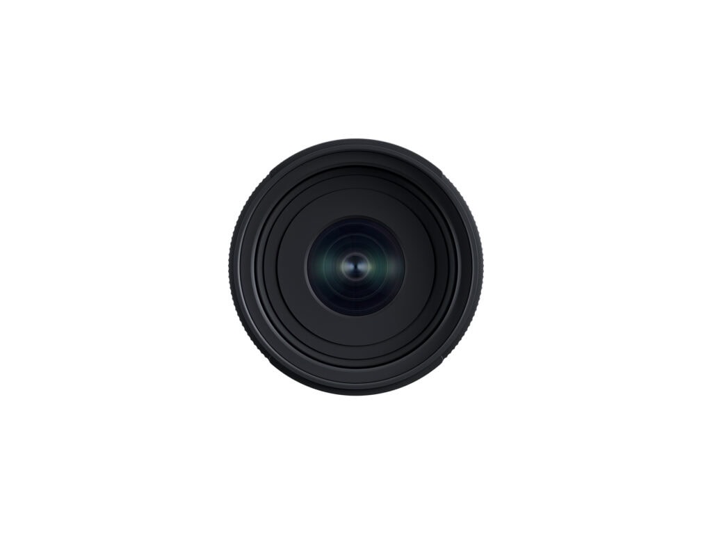Tamron 20mm F/2.8 Di III OSD — front element