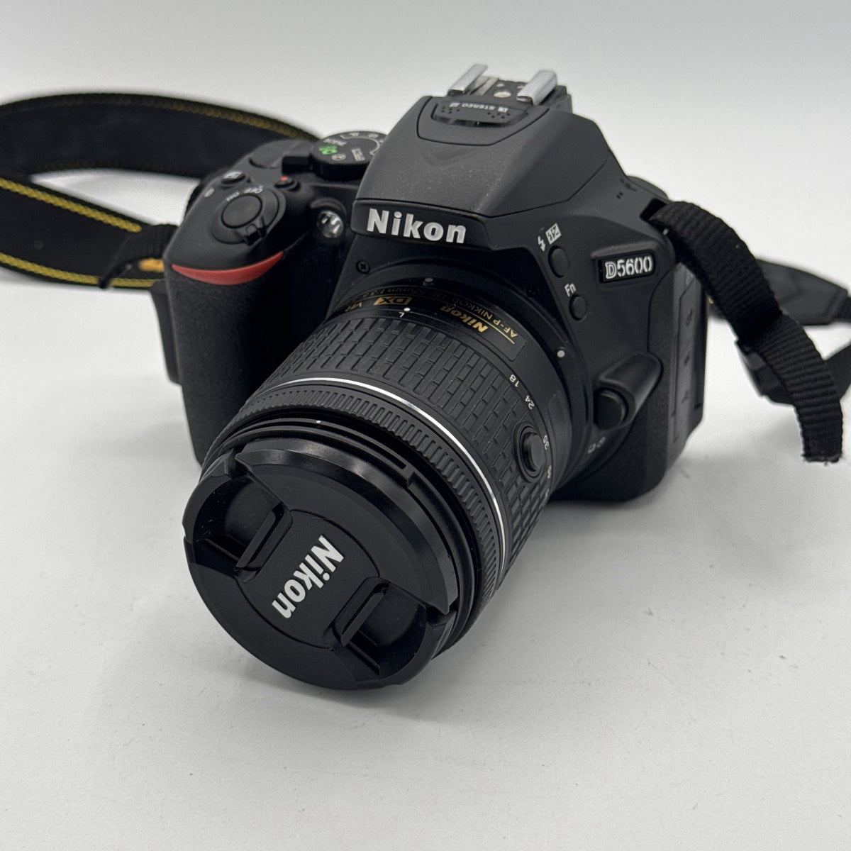 Used Nikon D5600 with 18-55mm f/3.5-5.6G Camera