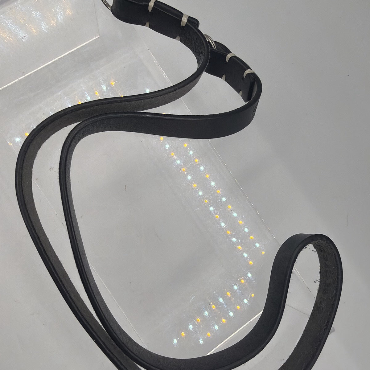Used Peak design and Clever Camera straps kit