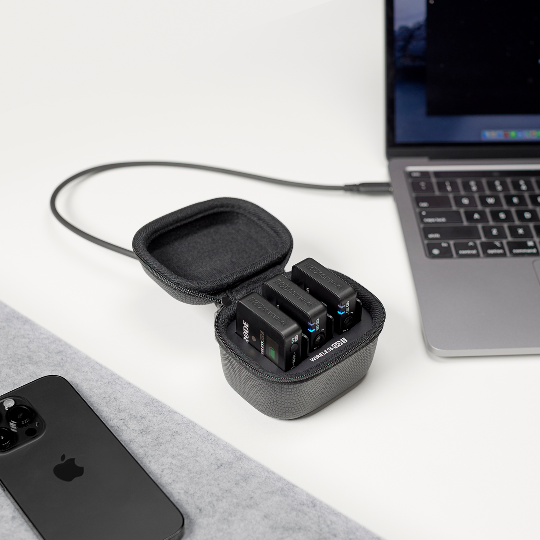 Wireless GO II Charge Case
