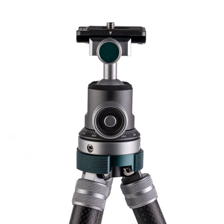 ProMaster iota 219 Ultralightweight Tabletop Tripod Kit - Carbon Fiber   - Image 7