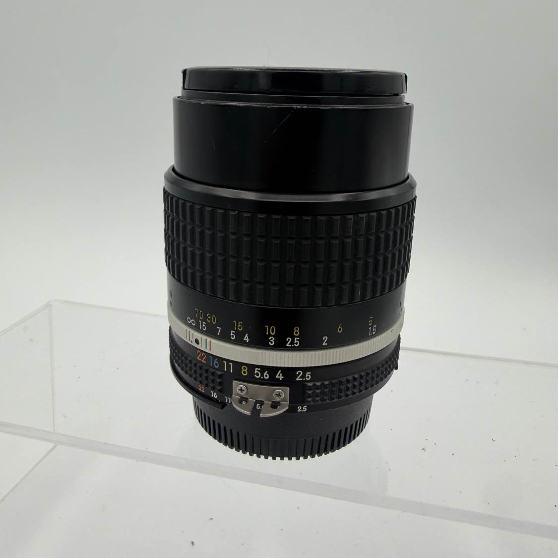Used Nikon Nikkor 105mm f/2.5 Non-AI Telephoto Lens