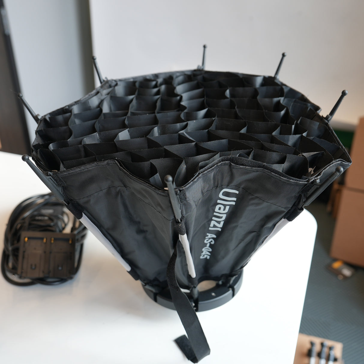 (USED) Amaran 60d S 65W Continuous Light Bundle