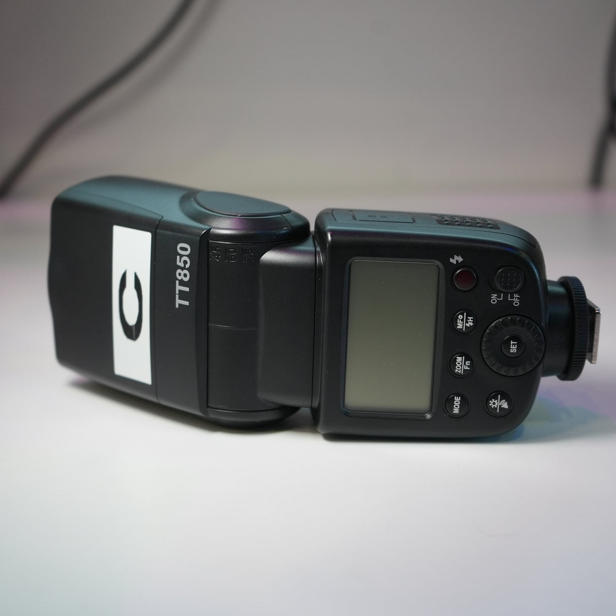 (USED) Neewer Speedlite TT850 Shoe Mount Flash