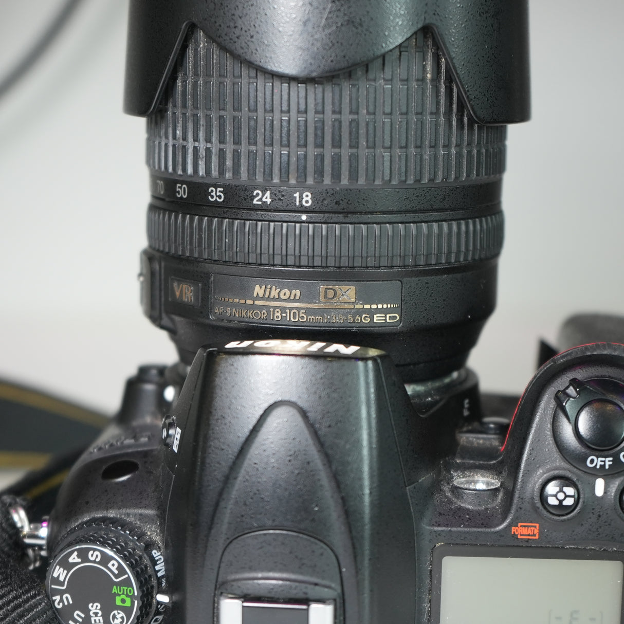 (USED) Nikon D7000 DSLR Camera Body w/ 18-105mm f/3.5-5.6 & 70-300 f/4.5-5.6 Lenses