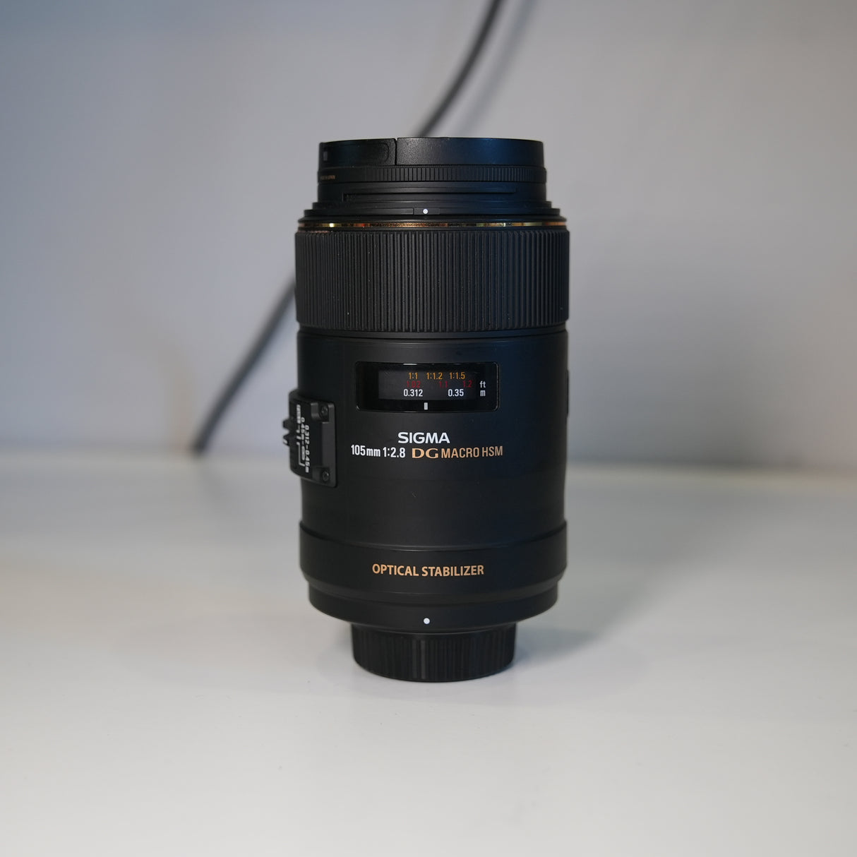 (USED) Sigma 105mm f/2.8 DG Macro HSM Lens (for Nikon F Mount)