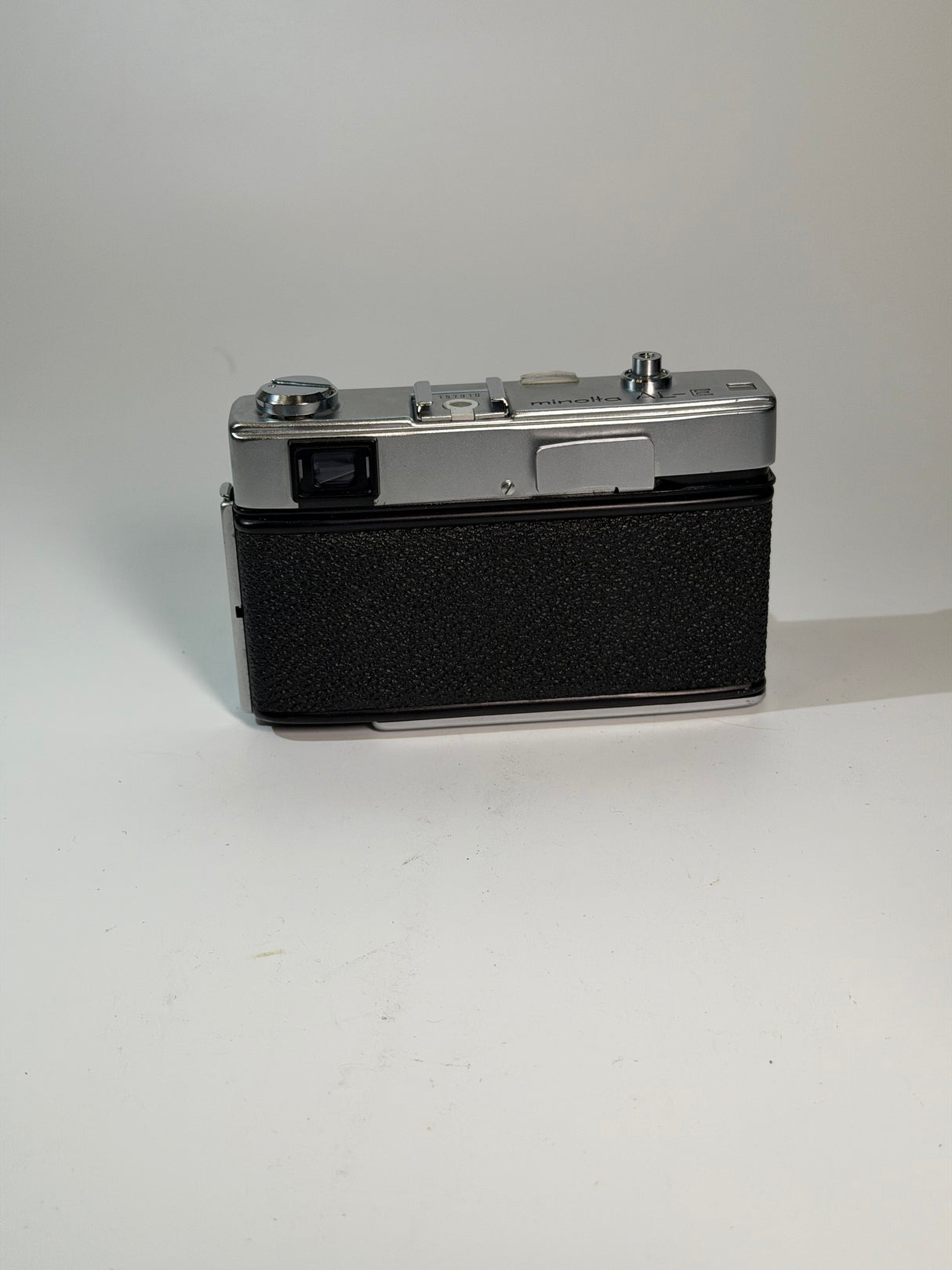 (USED) Minolta AL-E Rangefinder Film Camera with 40mm f/1.8 Lens