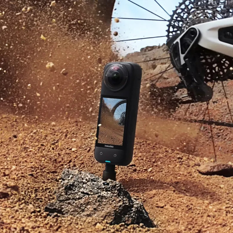 Insta360 X4