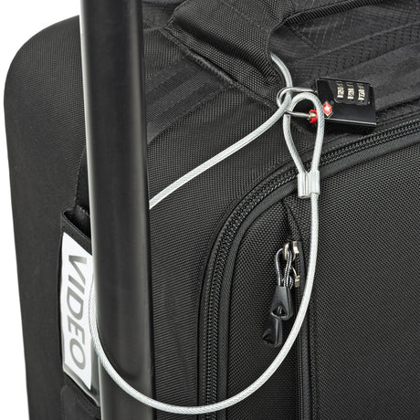Lockable closure on the Production Manager 50