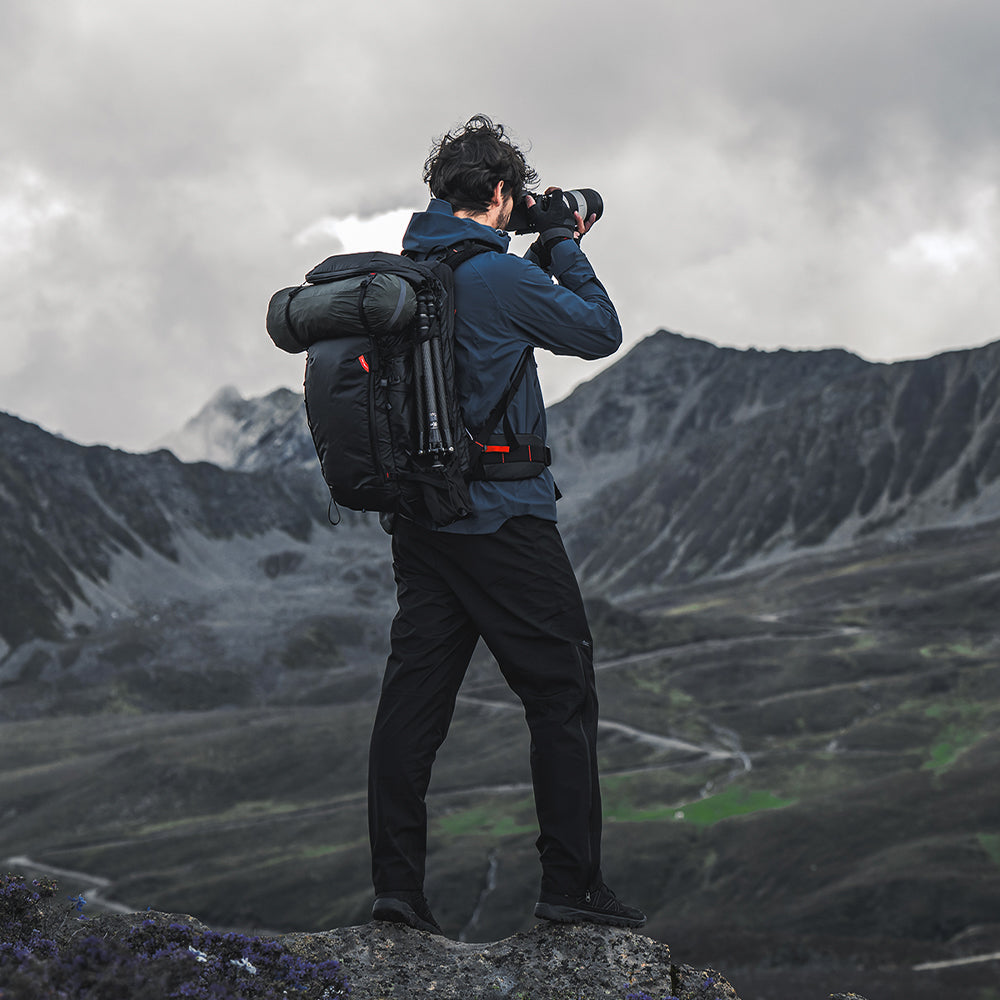 PGYTECH OnePro Flex Backpack 50L(Space Black) + Camera Insert L