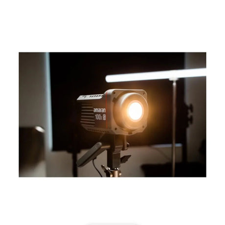 amaran COB 100x S Bi-Color LED Monolight