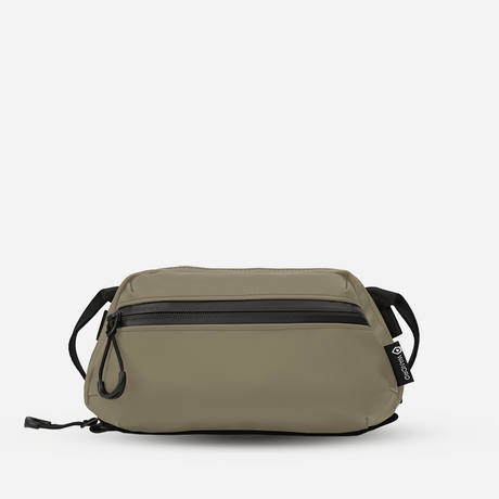 Medium Tan Tech Bag | variant_ids: 39922325028944