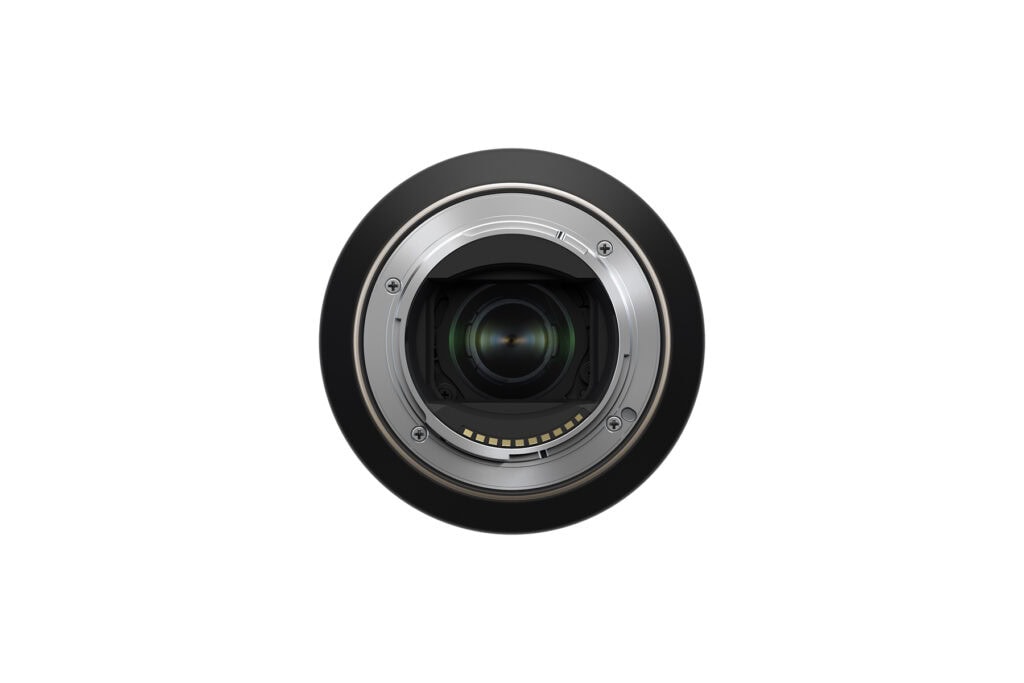 Tamron 70-300mm F/4.5-6.3 Di III RXD — Sony E lens mount