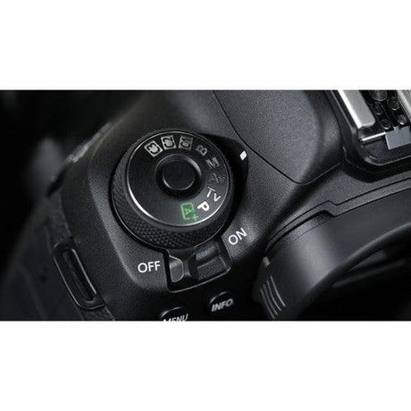 Canon EOS 5D Mark IV DSLR Camera with 24-105mm f/4L II Lens