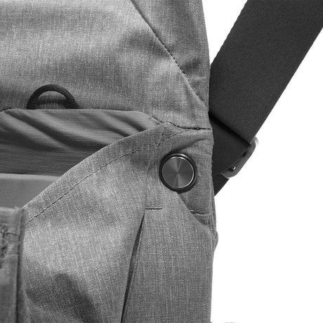 Everyday Messenger | 13L | Ash (PFAS)