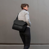 Everyday Messenger | 13L | Black