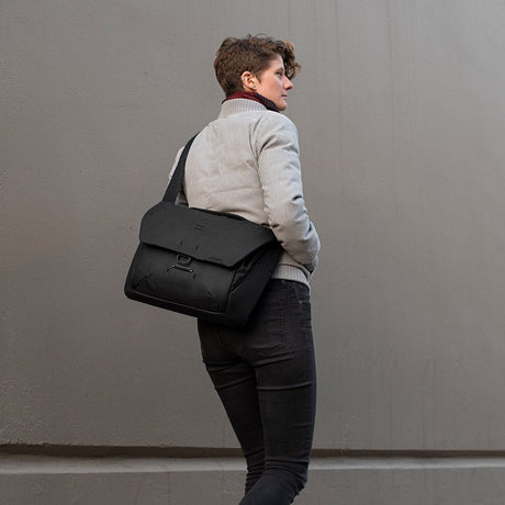 Everyday Messenger | 13L | Black (PFAS)