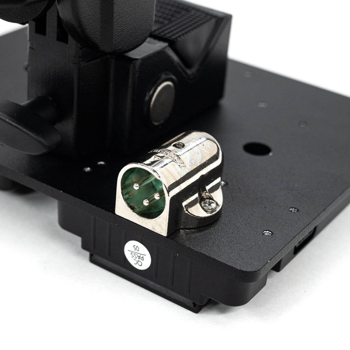 Indipro Dual V-Mount Battery Plate with 3-Pin XLR Output & Locking Clamp