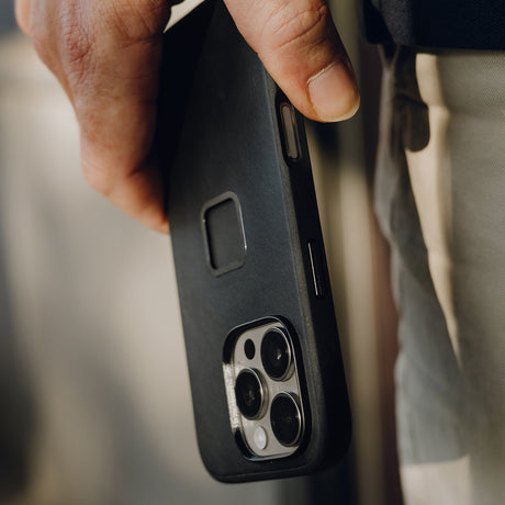 Everyday Clarino Case | iPhone 16 Pro Max Black
