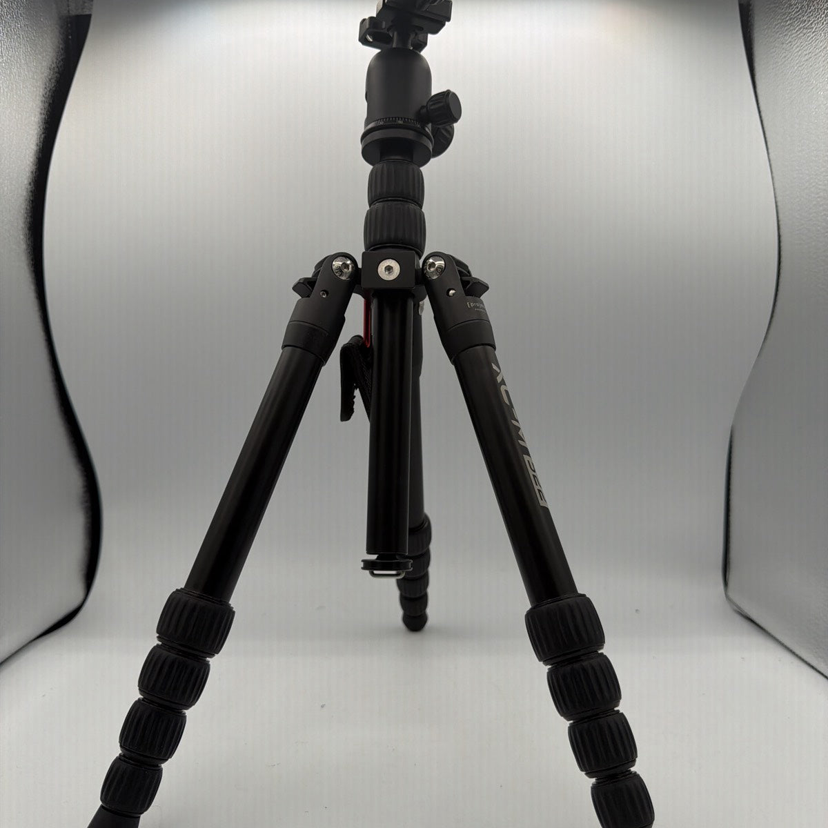 Used Promaster XC-M 522 Tripod