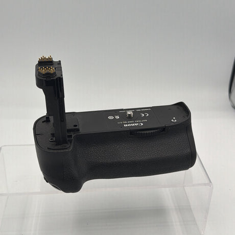 Used Canon Battery Grip BG-E11