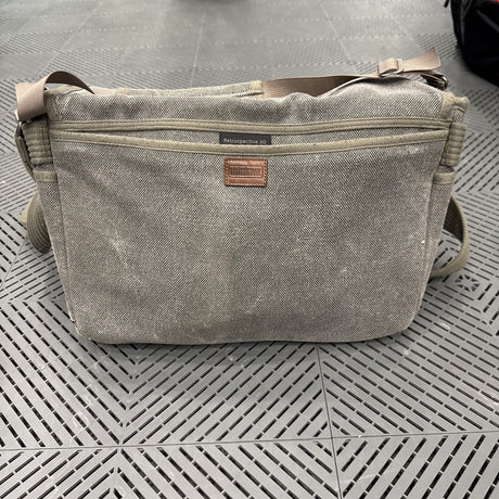 Used ThinkTank Retrospective 30