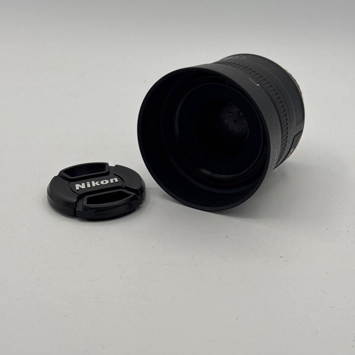 Used Nikon AF-S DX NIKKOR 35mm f/1.8G Lens