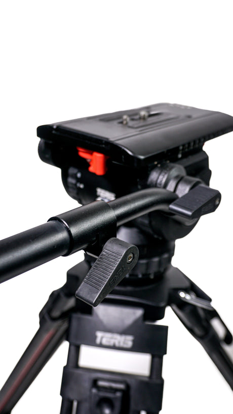 TS300CF-Q Fluid Head & Tripod Kit
